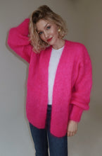Load image into Gallery viewer, Mohair sweater - FUCHSIA
