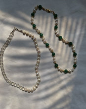 Load image into Gallery viewer, Crystal pearls necklace
